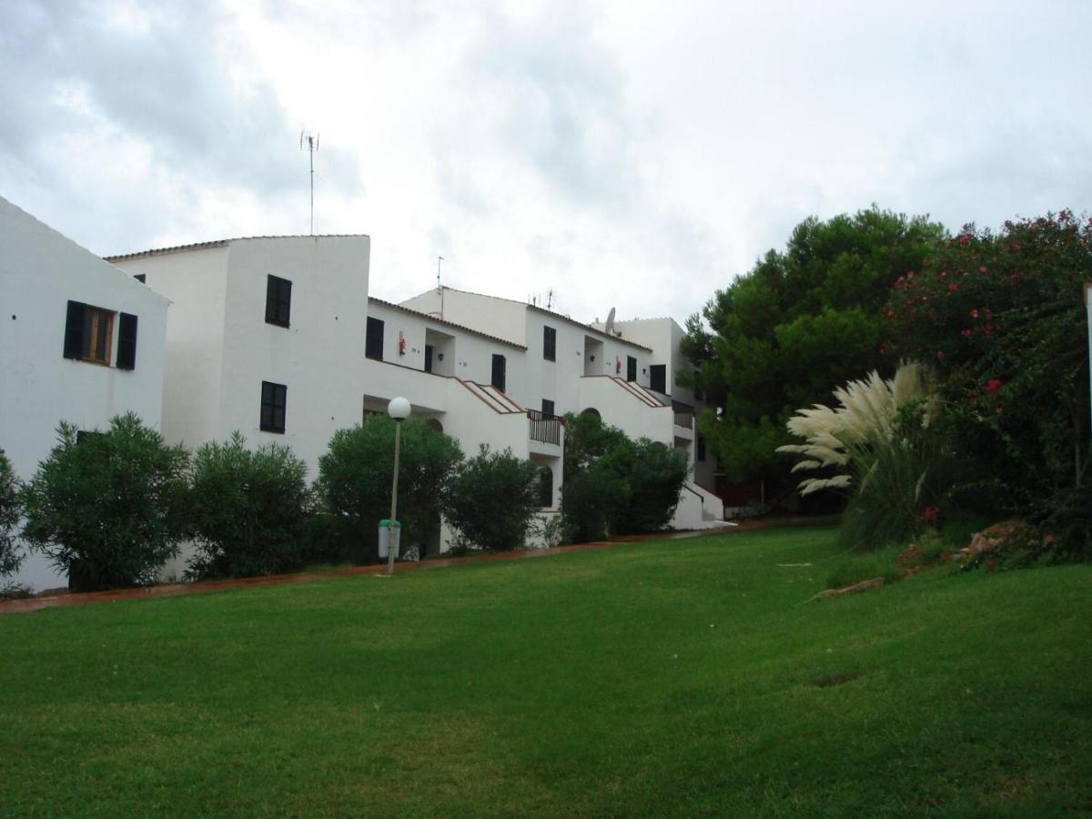 Apartamentos Sol Isla Arenal d'en Castell Exterior photo