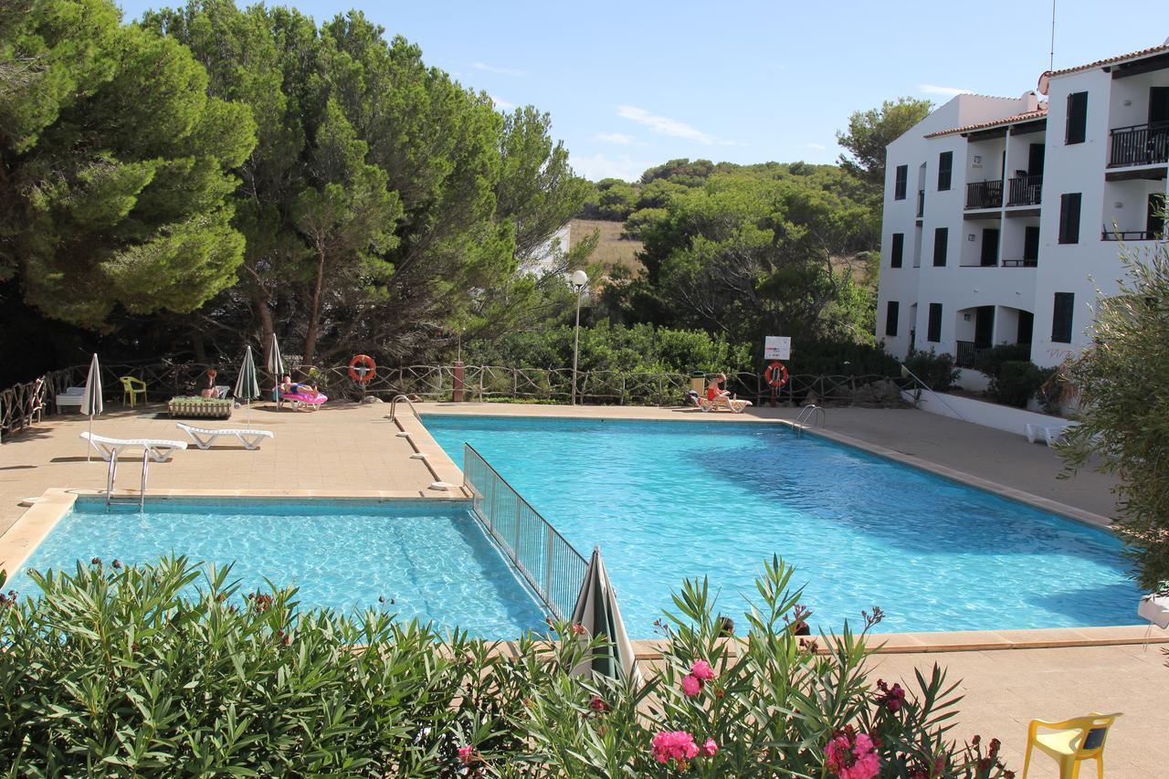 Apartamentos Sol Isla Arenal d'en Castell Exterior photo