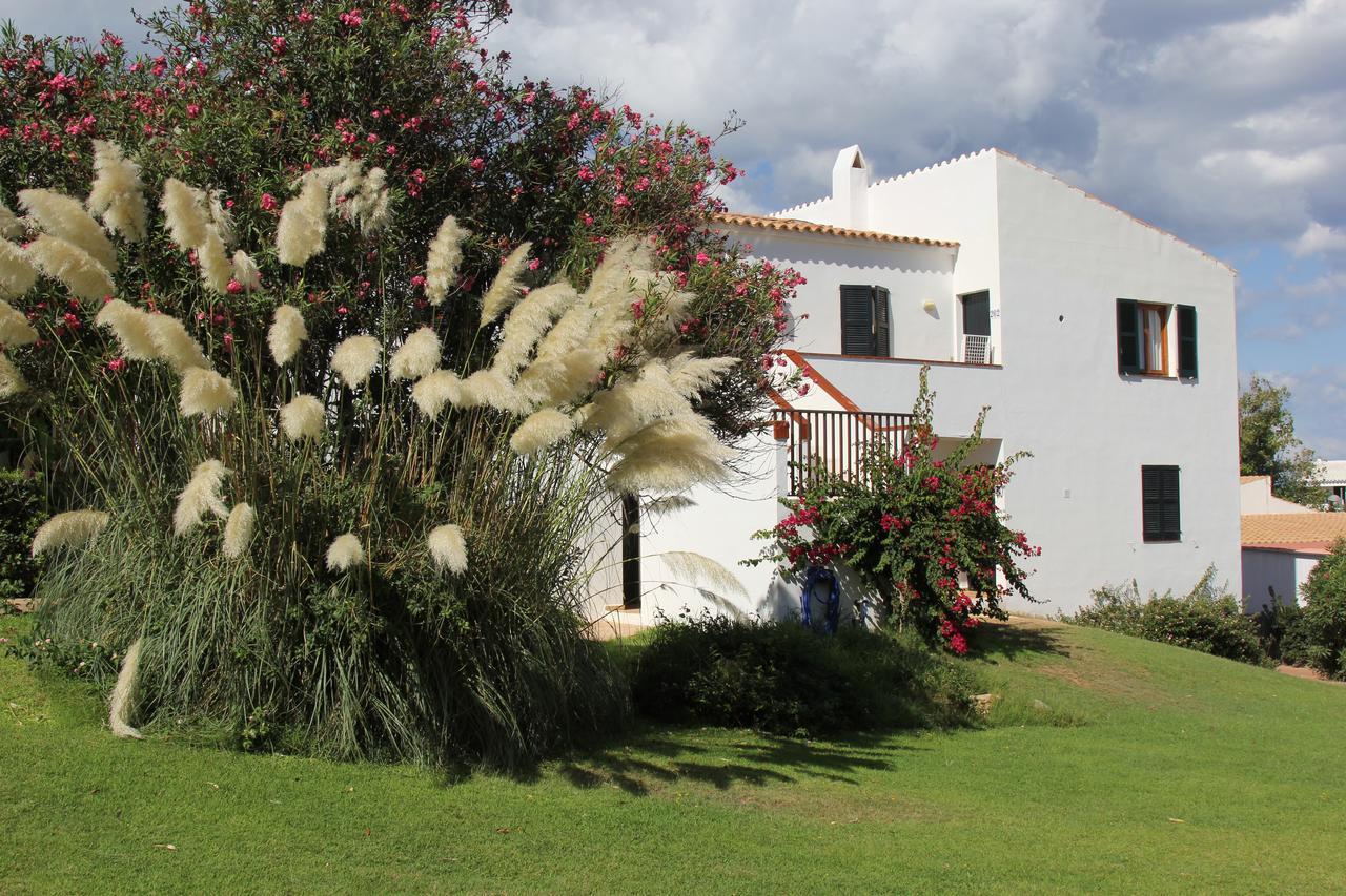 Apartamentos Sol Isla Arenal d'en Castell Exterior photo