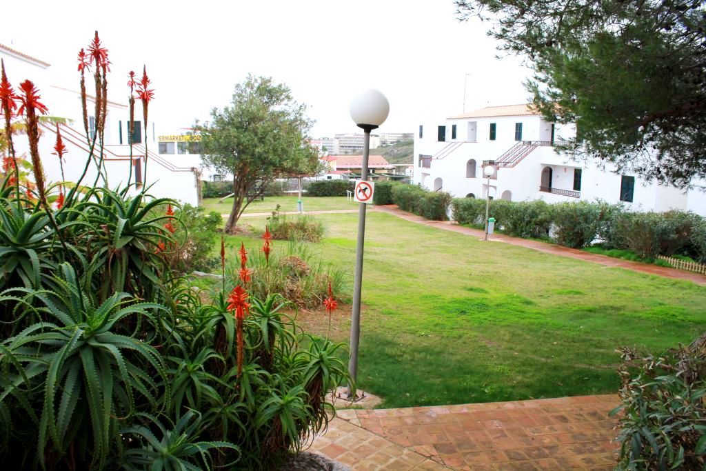 Apartamentos Sol Isla Arenal d'en Castell Exterior photo